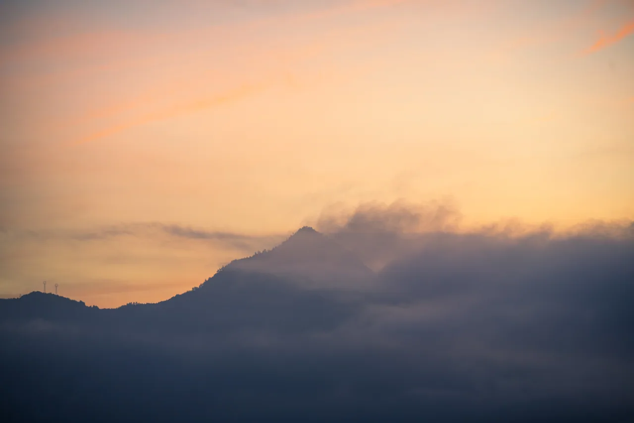 山海之间