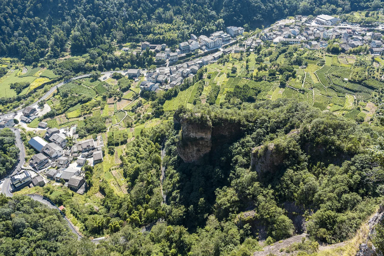 雁荡 · 百丈漈 · 雁荡山