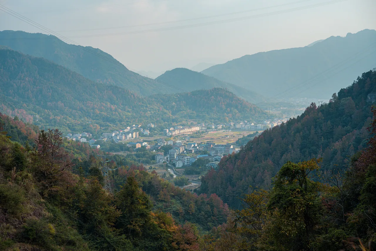红枫古道 · 文成 · 余姚岭