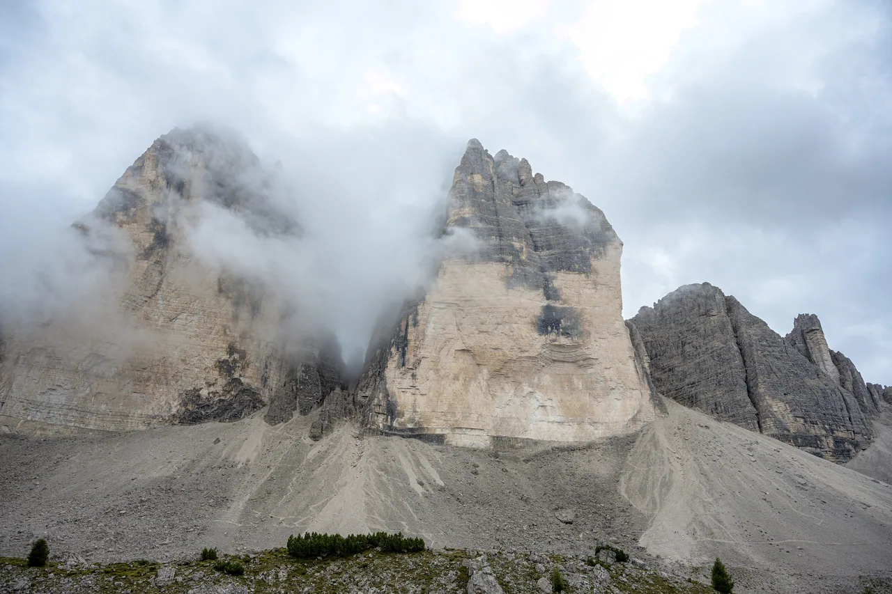 多洛米蒂 · 拉瓦雷多三峰