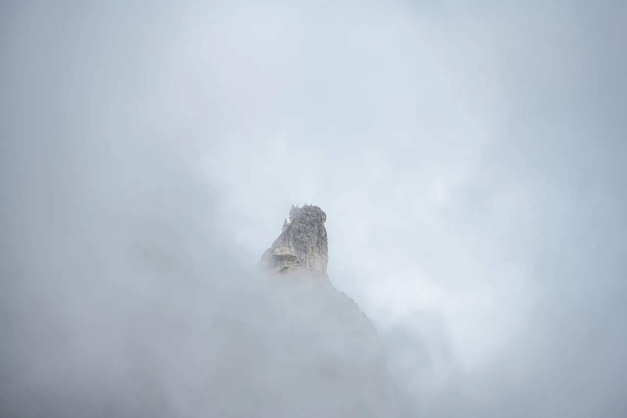 多洛米蒂 · 拉瓦雷多三峰
