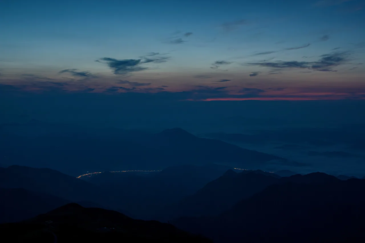 阳朔 · 武功山 · 武功山