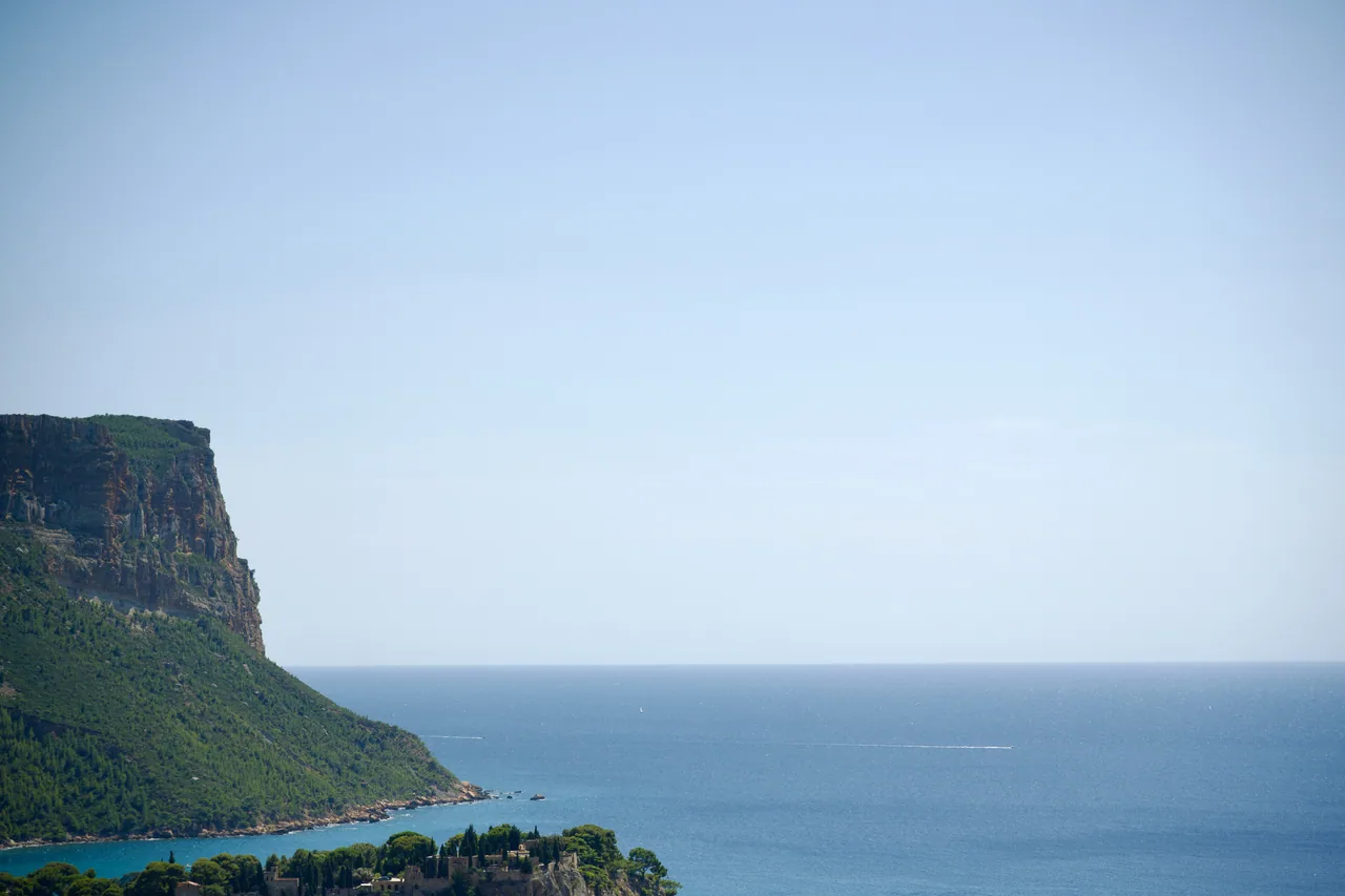 法兰西之旅 · 卡西斯海湾
