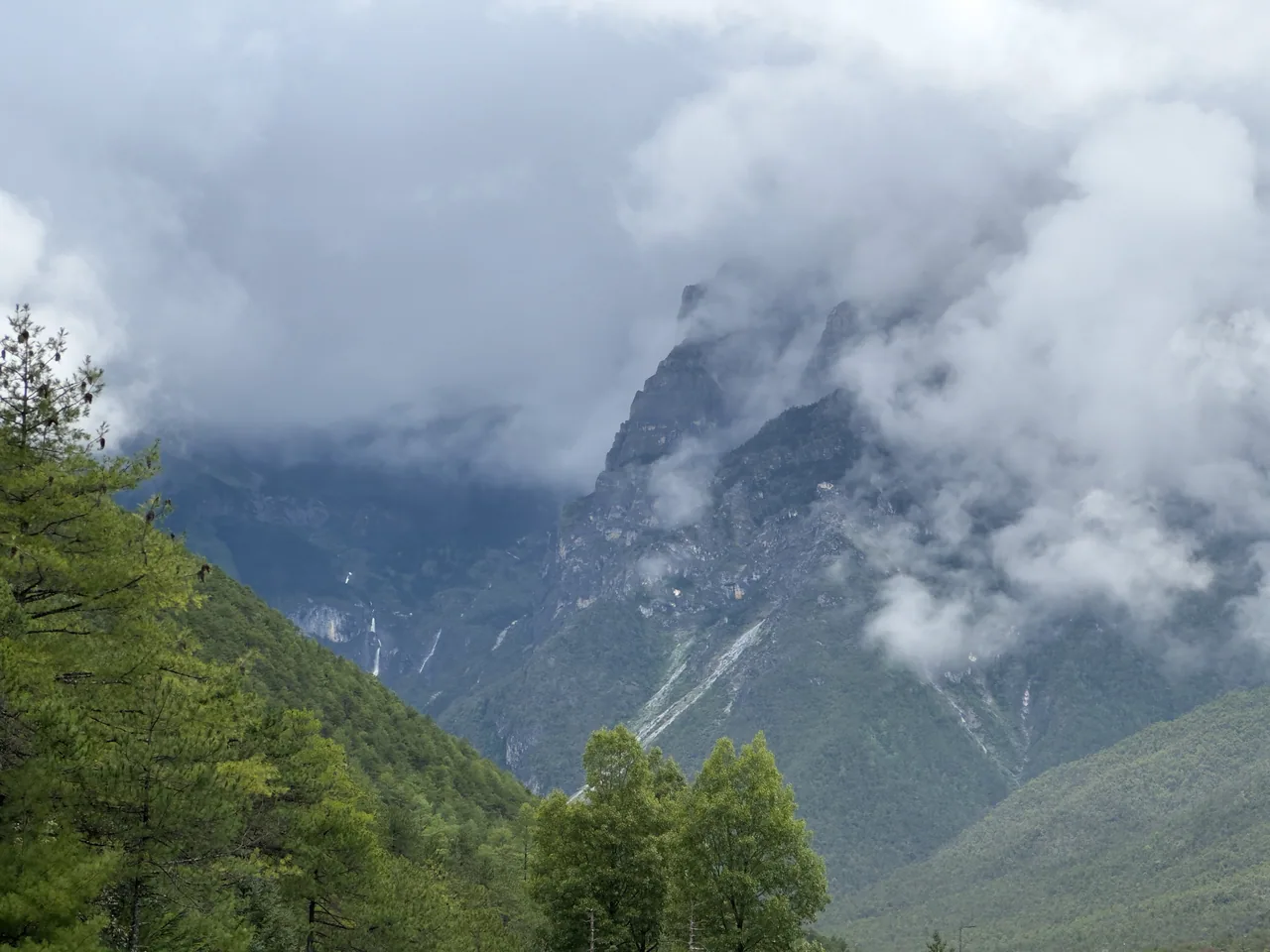 贵阳 · 昆明 · 大理 · 丽江 · 丽江 · 玉龙雪山