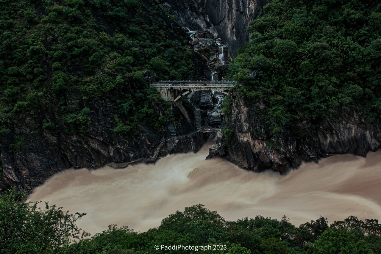 贵阳 · 昆明 · 大理 · 丽江 · 虎跳峡